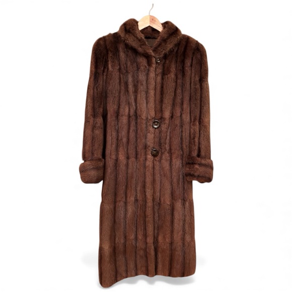 Hudson's Bay Company Jackets & Blazers - Hudson’s Bay Vintage‎ Mink Fur Coat